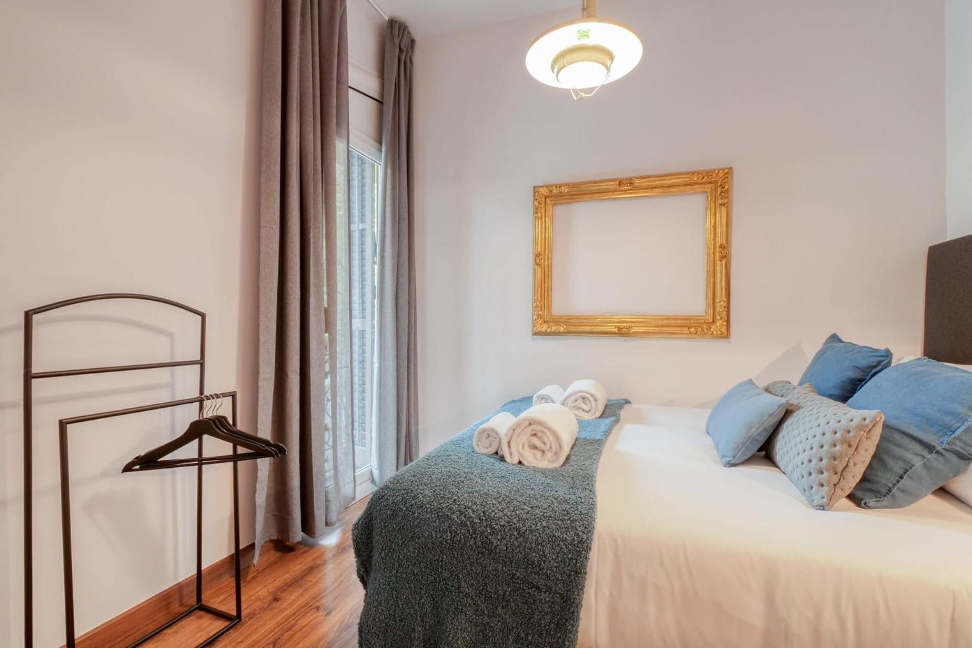 Comte Urgell Apartment Barcelona Luaran gambar