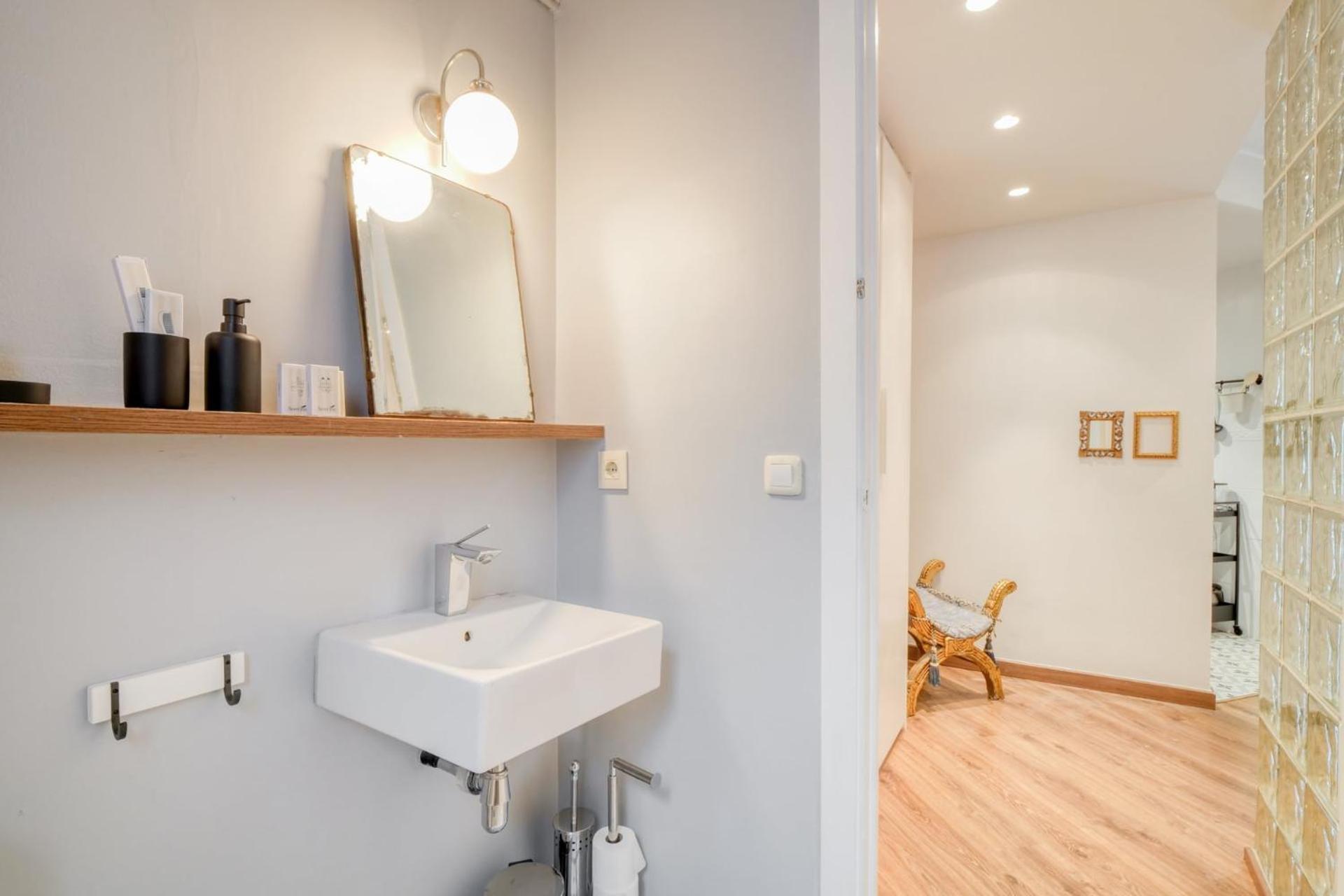 Comte Urgell Apartment Barcelona Luaran gambar